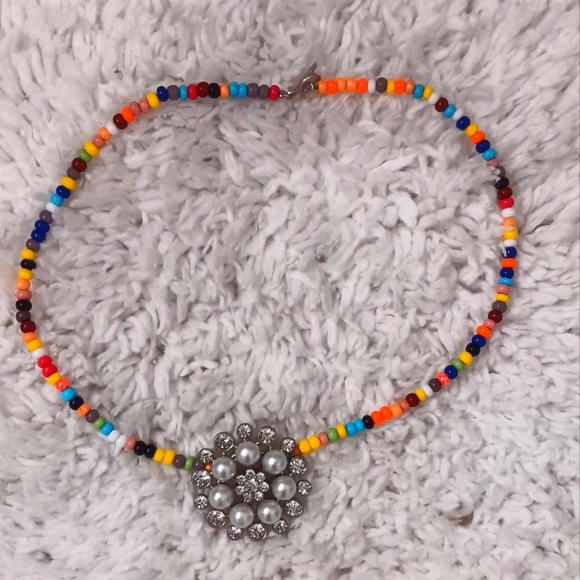 🍧🌈 Handcrafted Beaded Choker Berkeley Meets Hollywood Necklace 15 "🦋 - Picture 1 of 4